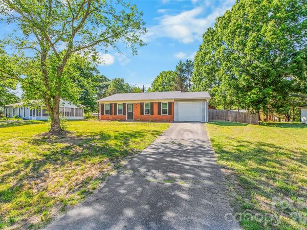 355 Weatherford Drive , King, NC 27021