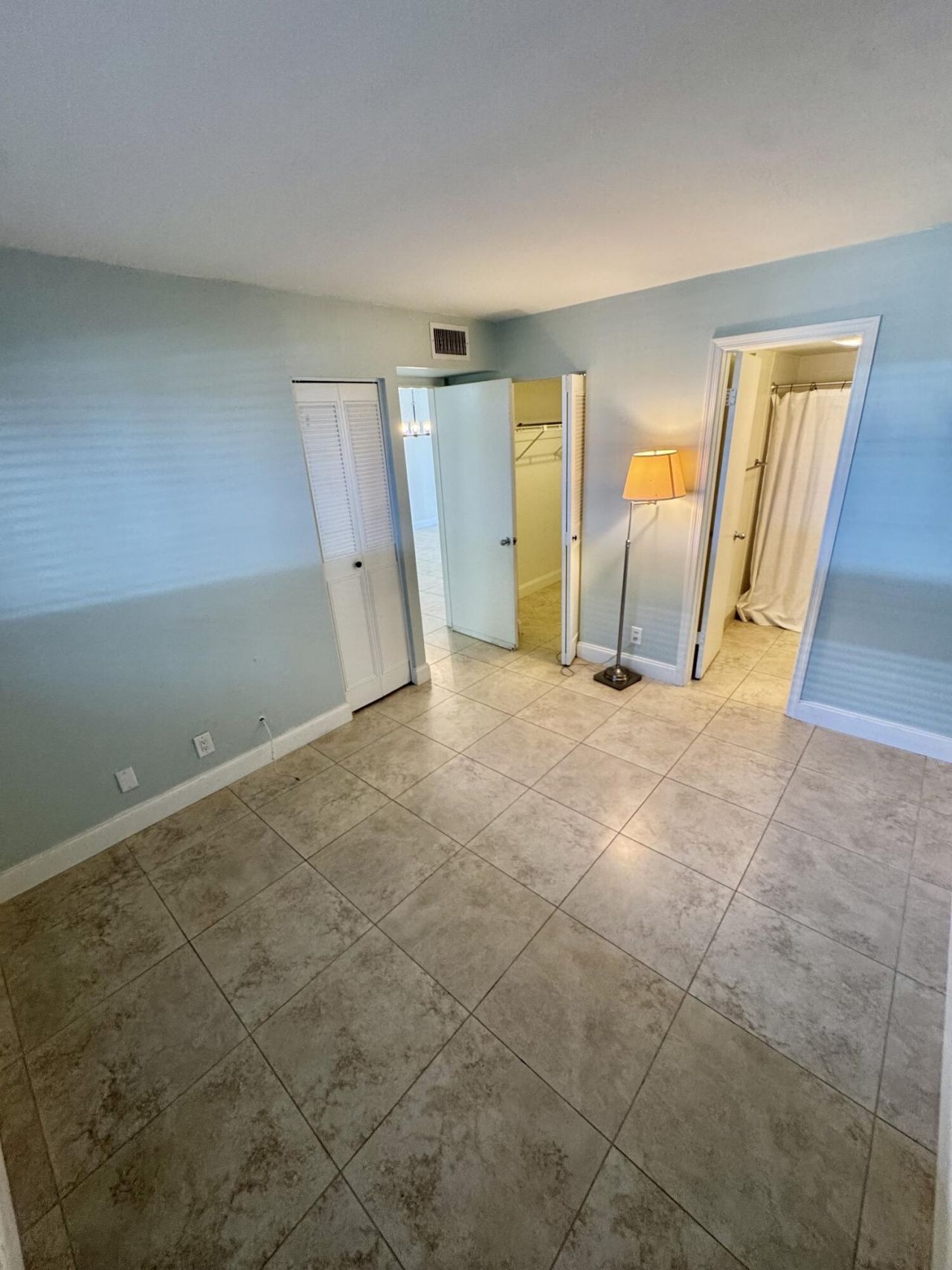 651 E Woolbright Road, Unit 103, Boynton Beach, FL 33435 Photo