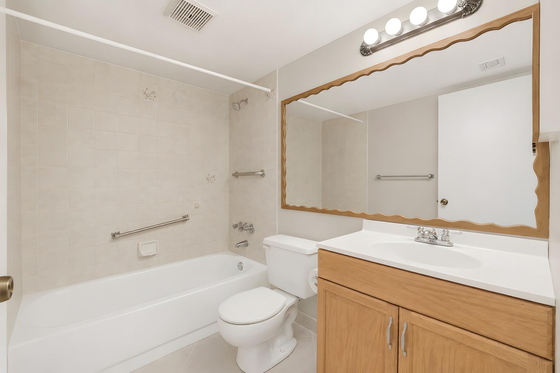821 Sky Pine Way, Unit D1, Greenacres, FL 33415 Photo