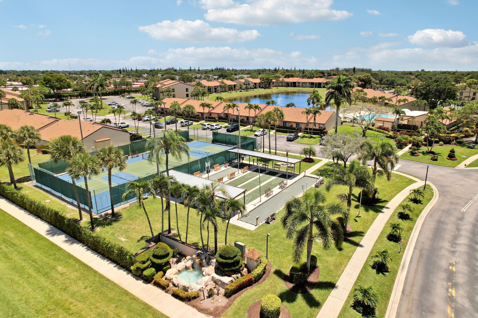 821 Sky Pine Way, Unit D1, Greenacres, FL 33415 Photo