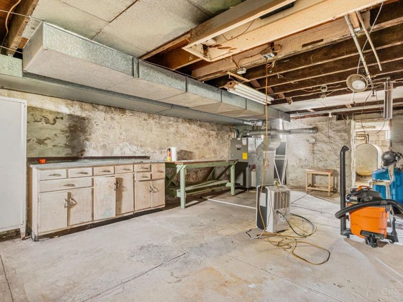5856 Blue Rock Road, Cincinnati, OH 45247 Photo 32