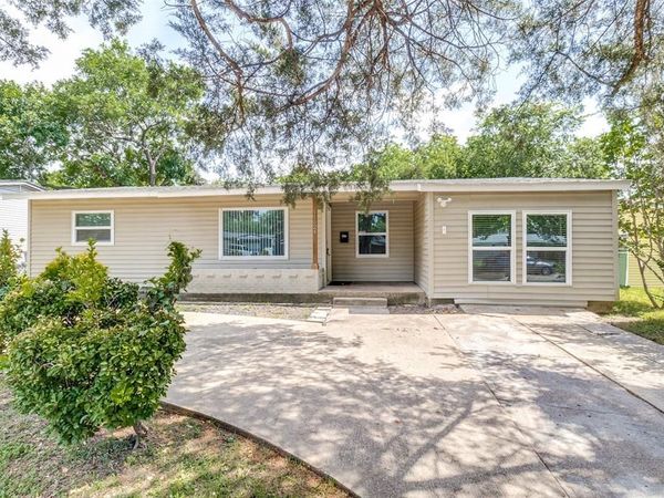 11524 Strand Street, Dallas, TX 75218