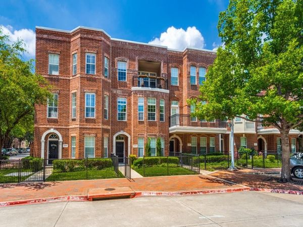 15711 Spectrum Drive, Unit 80, Addison, TX 75001