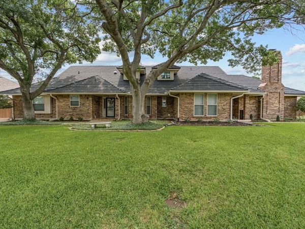5111/5109 Ledgestone Drive, Fort Worth, TX 76132