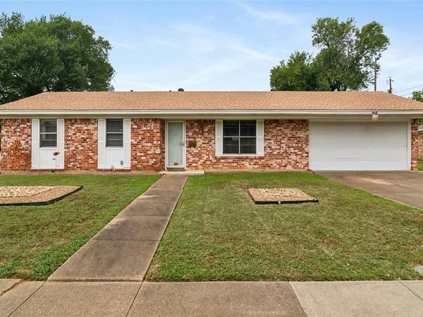 937 Patricia Street, Irving, TX 75060