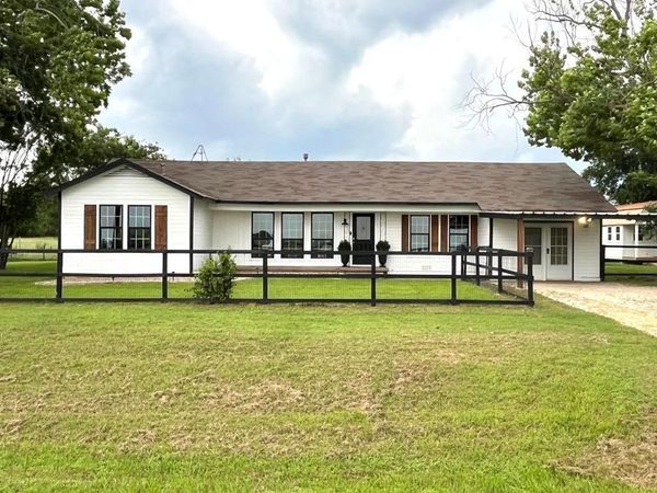 7140 S 3rd St Road, Unit A, Waco, TX 76706