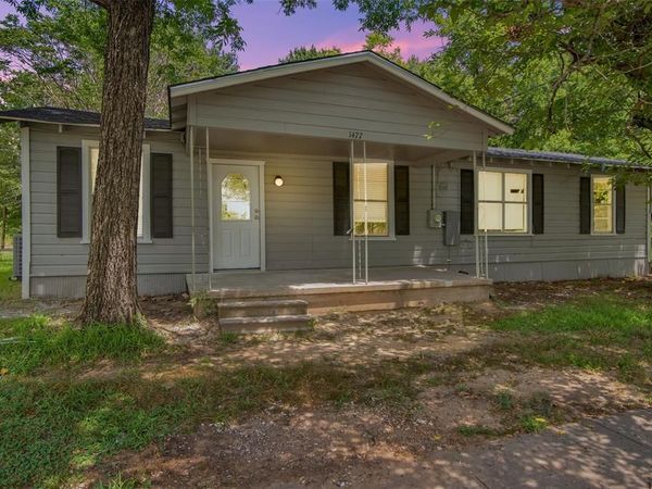 1477 W Austin Street, Paris, TX 75460