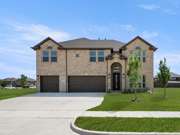 2303 Goldfinch Drive, Mansfield, TX 76063