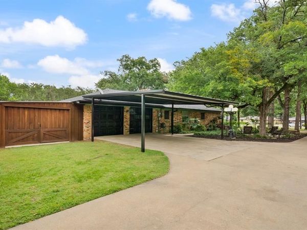 313 Shadywood Lane, Seagoville, TX 75159
