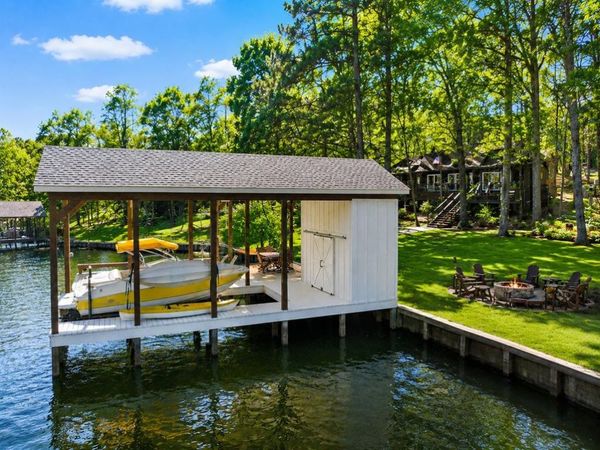 203 King Laurence , Scroggins, TX 75480