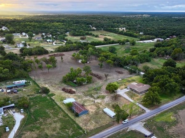 2566 County Road 147, Gainesville, TX 76240