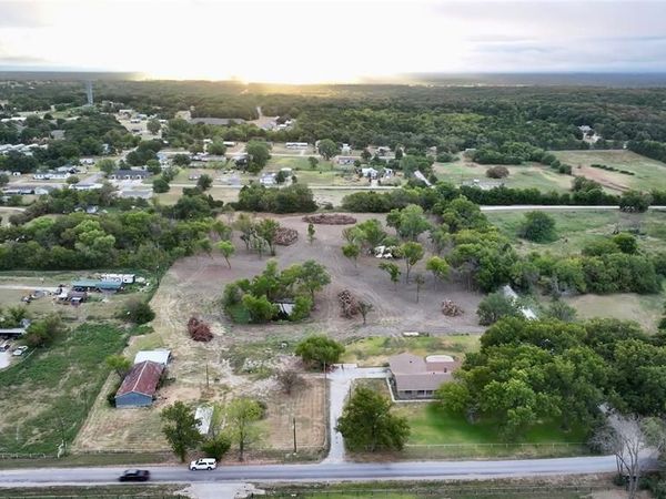 2566 County Road 147, Gainesville, TX 76240