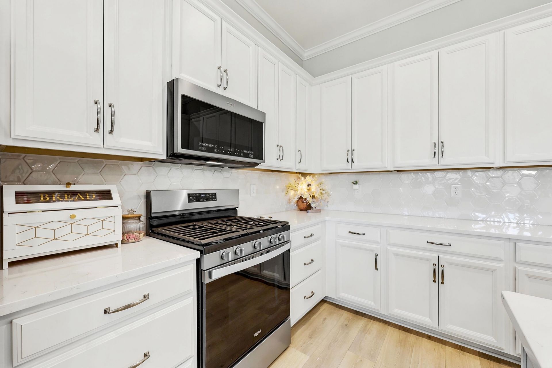 9038 Binnicker Dr.  Photo 10