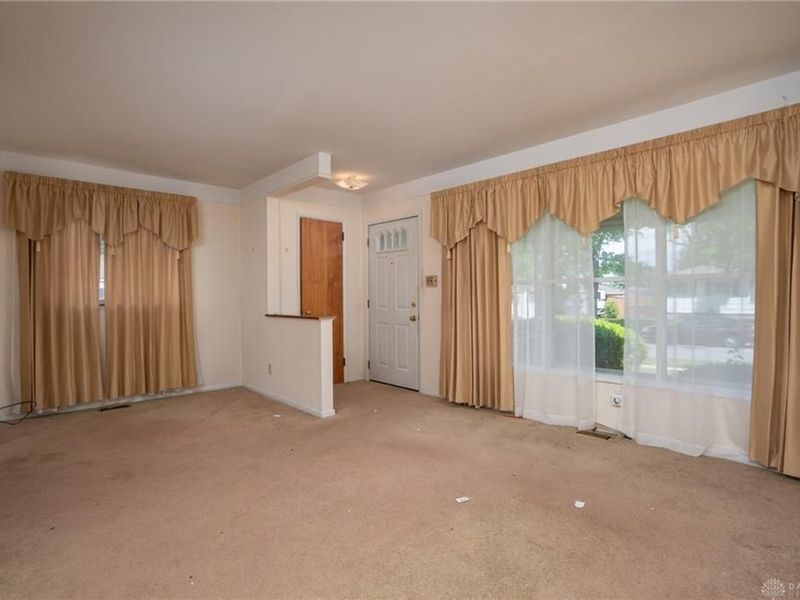 582 Travis Drive, Dayton, OH 45431 Photo 17