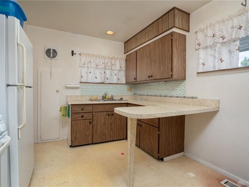 582 Travis Drive, Dayton, OH 45431 Photo 18