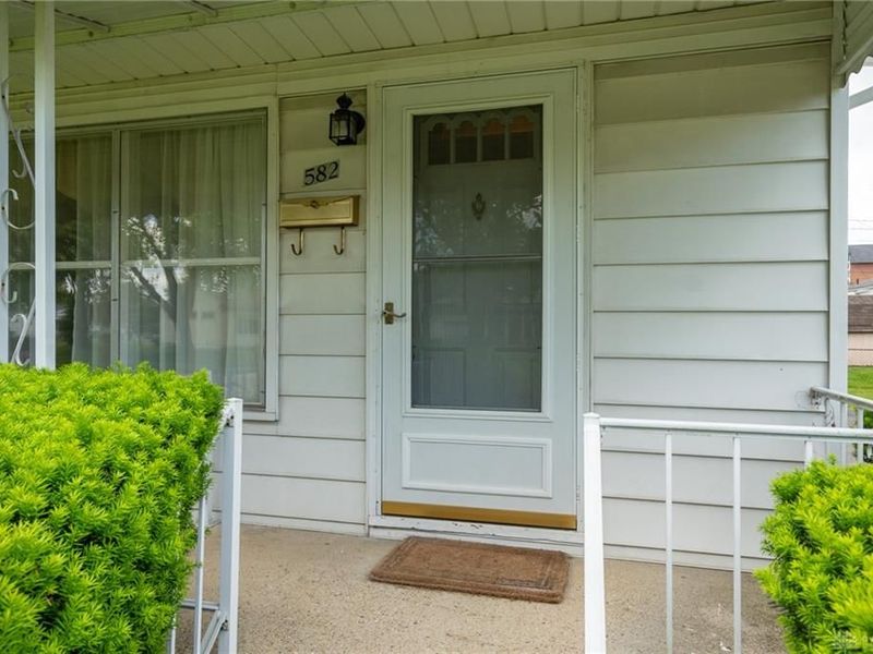 582 Travis Drive, Dayton, OH 45431 Photo 4