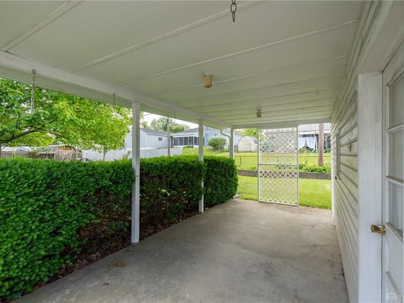 582 Travis Drive, Dayton, OH 45431 Photo 8