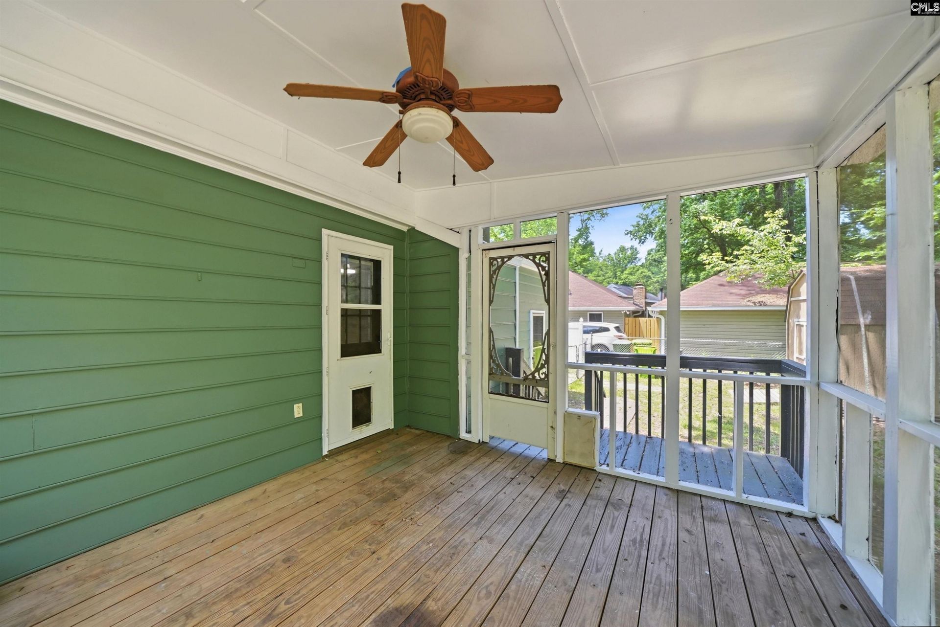 213 Southhampton Drive Photo 16