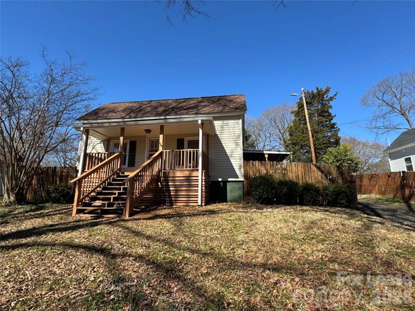 224 Howard Street , Mount Holly, NC 28120