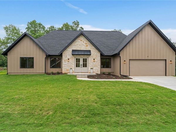 3 Aberdeen Drive, Bella Vista, AR 72715
