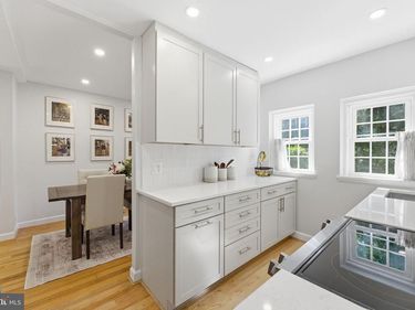 4892 28TH STREET S, ARLINGTON, VA 22206