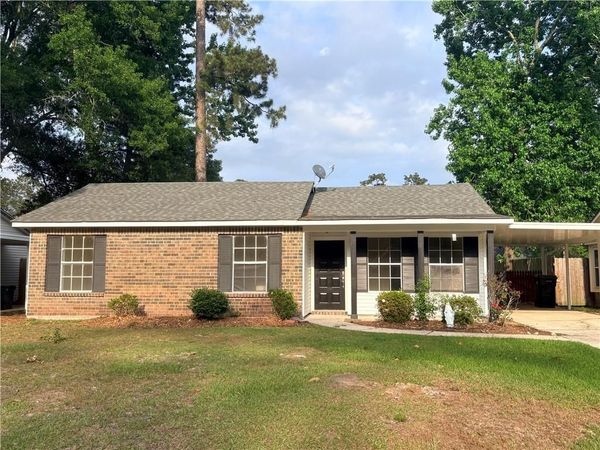 320 FOREST Loop , Mandeville, LA 70471