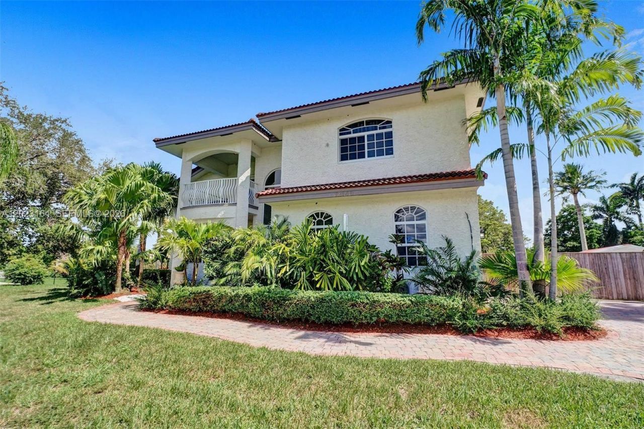 12140 SW 3rd St, Plantation, FL 33325 Photo
