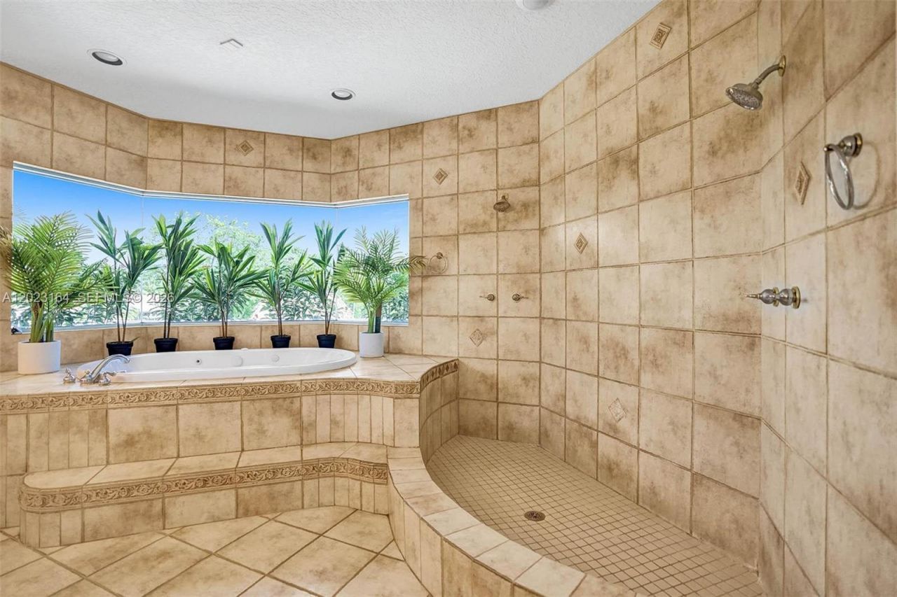 12140 SW 3rd St , Plantation, FL 33325 Photo