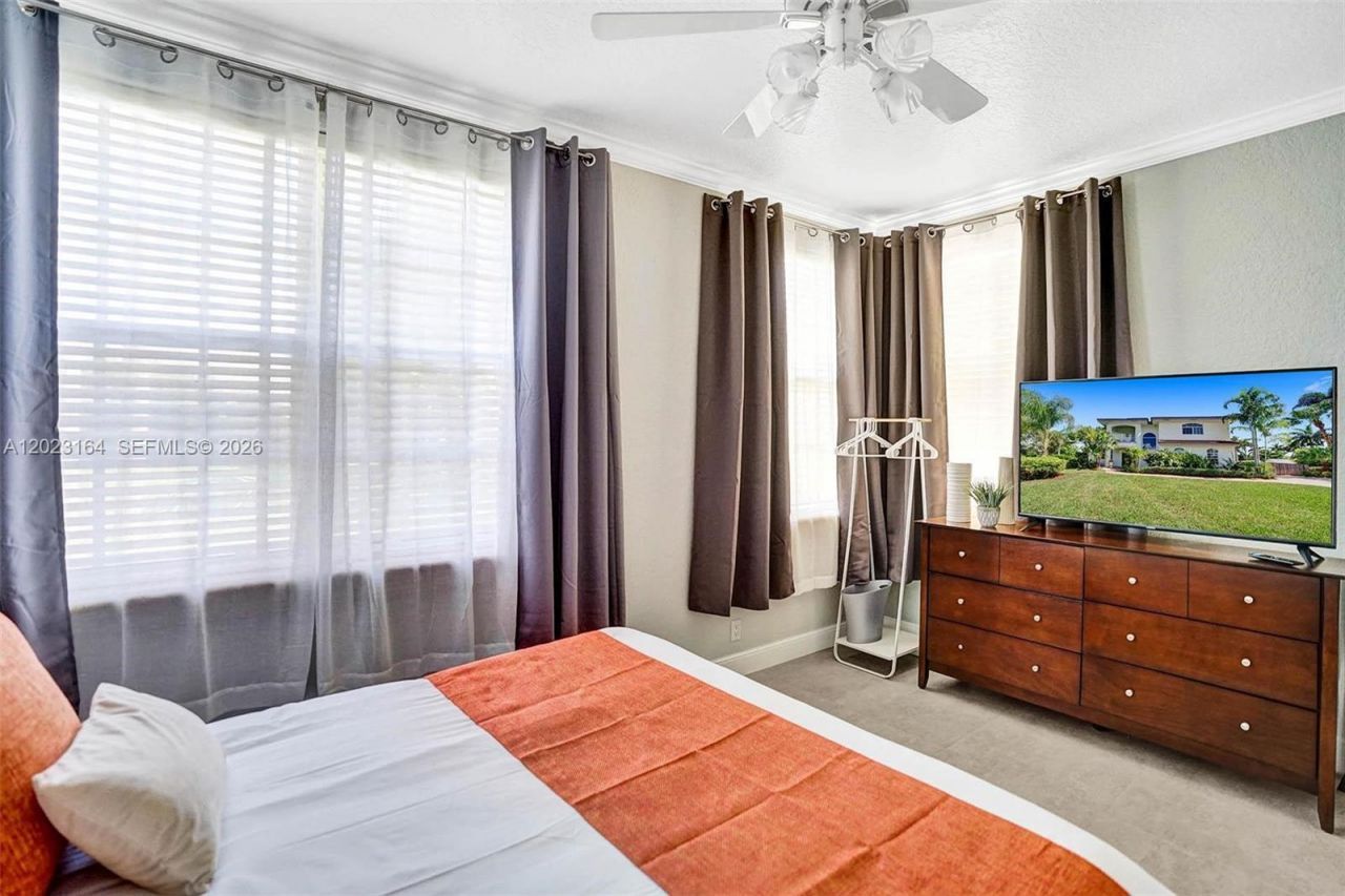12140 SW 3rd St , Plantation, FL 33325 Photo