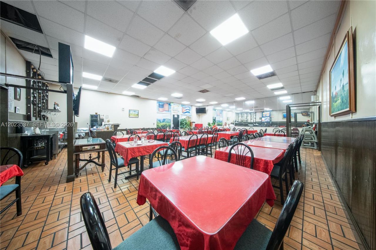652 East 9th Street , Hialeah, FL 33010 Photo