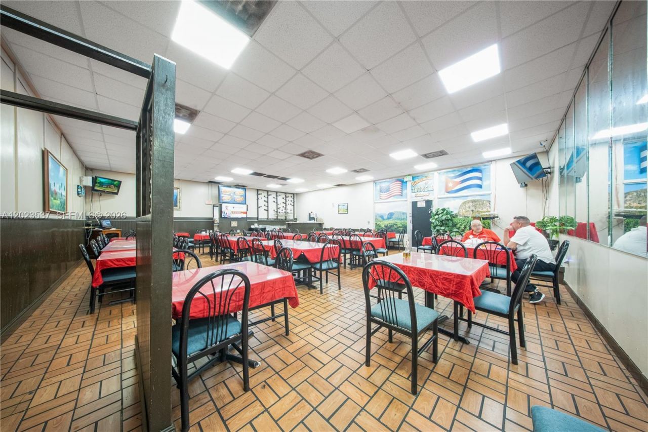 652 East 9th Street , Hialeah, FL 33010 Photo