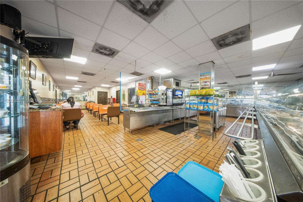 652 East 9th Street , Hialeah, FL 33010 Photo