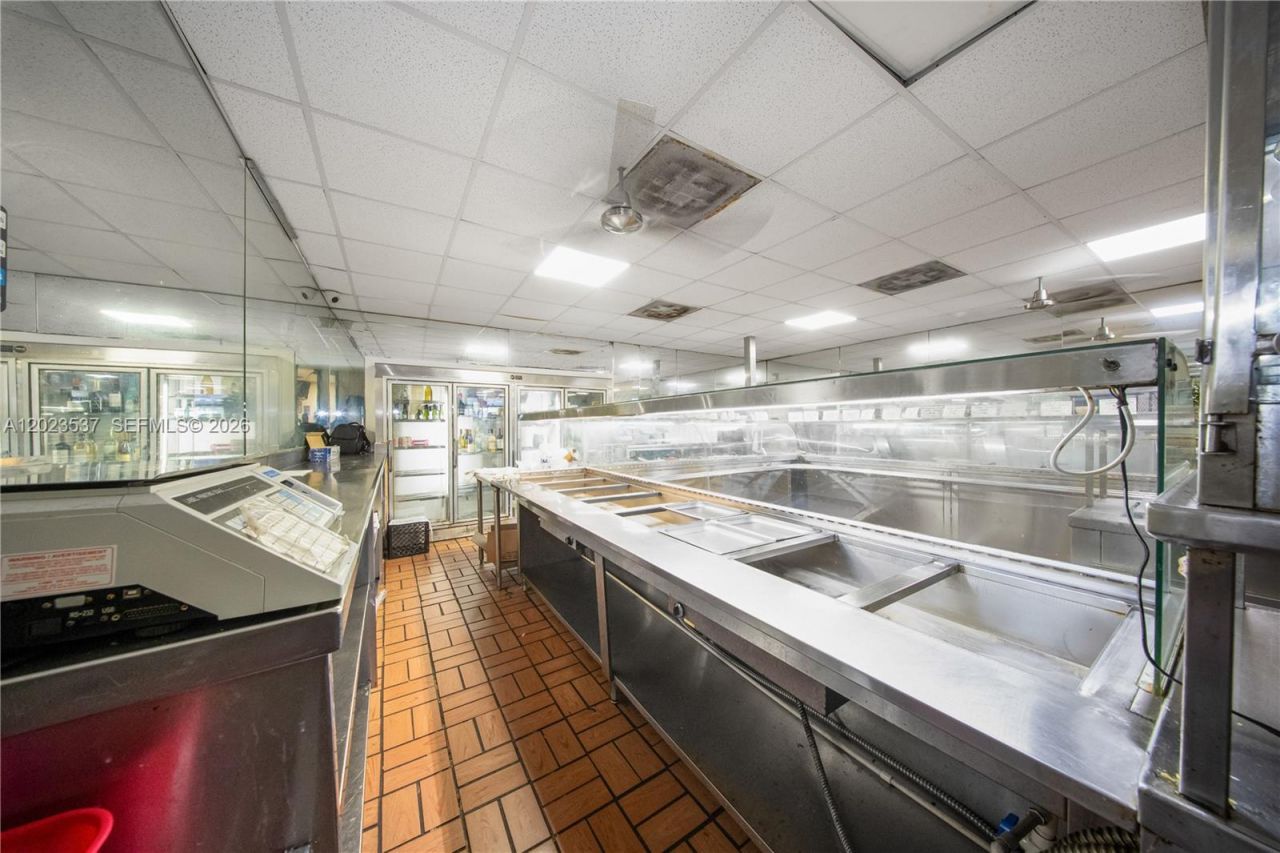 652 East 9th Street , Hialeah, FL 33010 Photo