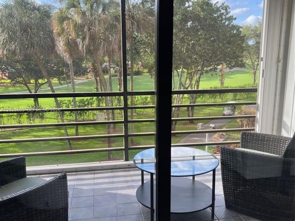 1400 Saint Charles Pl , Unit 323, Pembroke Pines, FL 33026