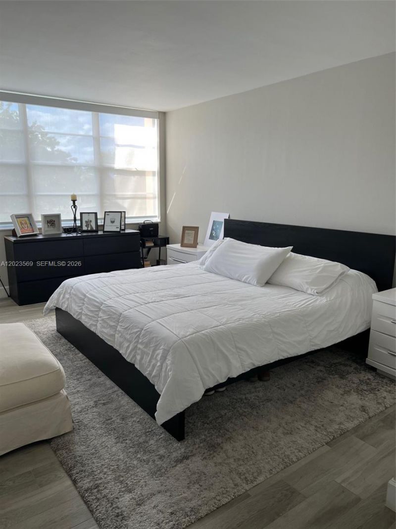 1400 Saint Charles Pl , Unit 323, Pembroke Pines, FL 33026 Photo