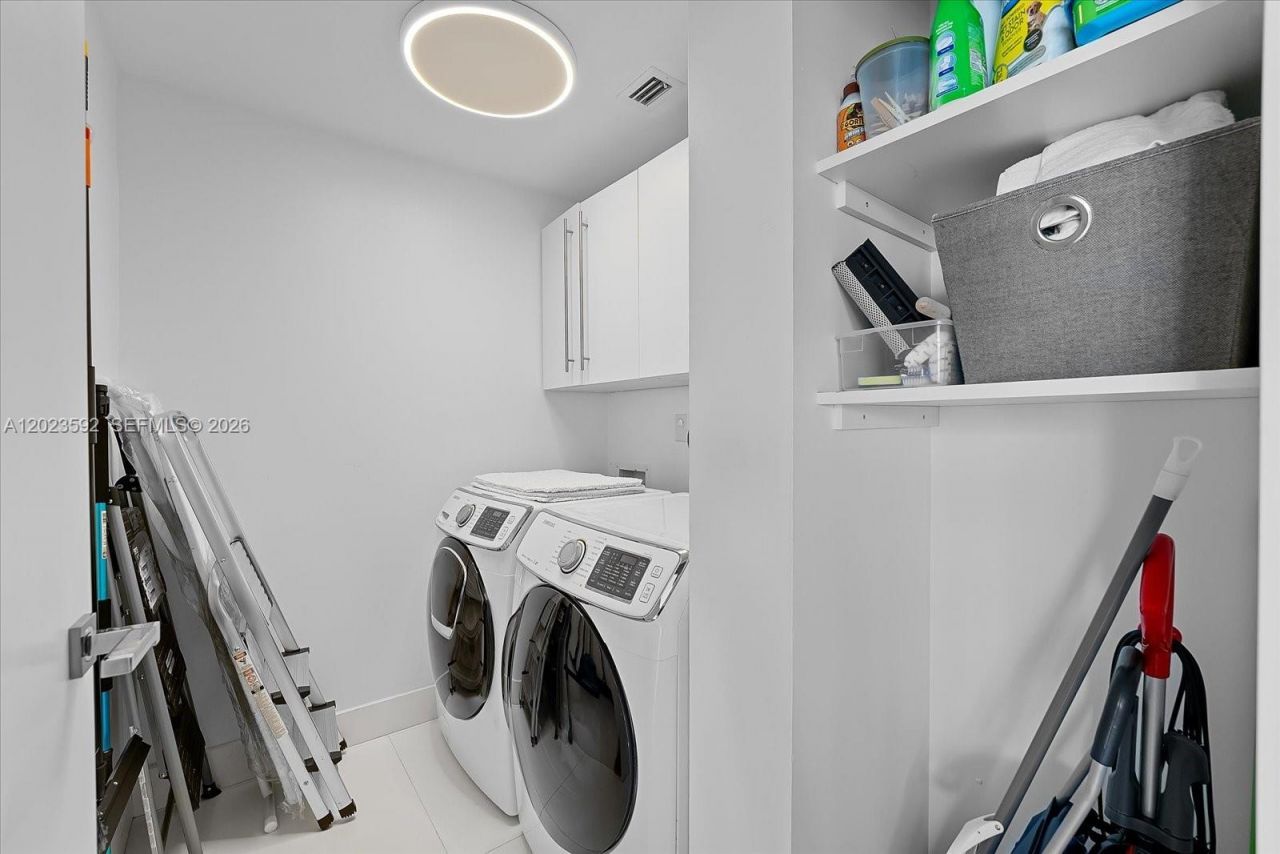 16500 Collins Ave, Unit 2451, Sunny Isles Beach, FL 33160 Photo