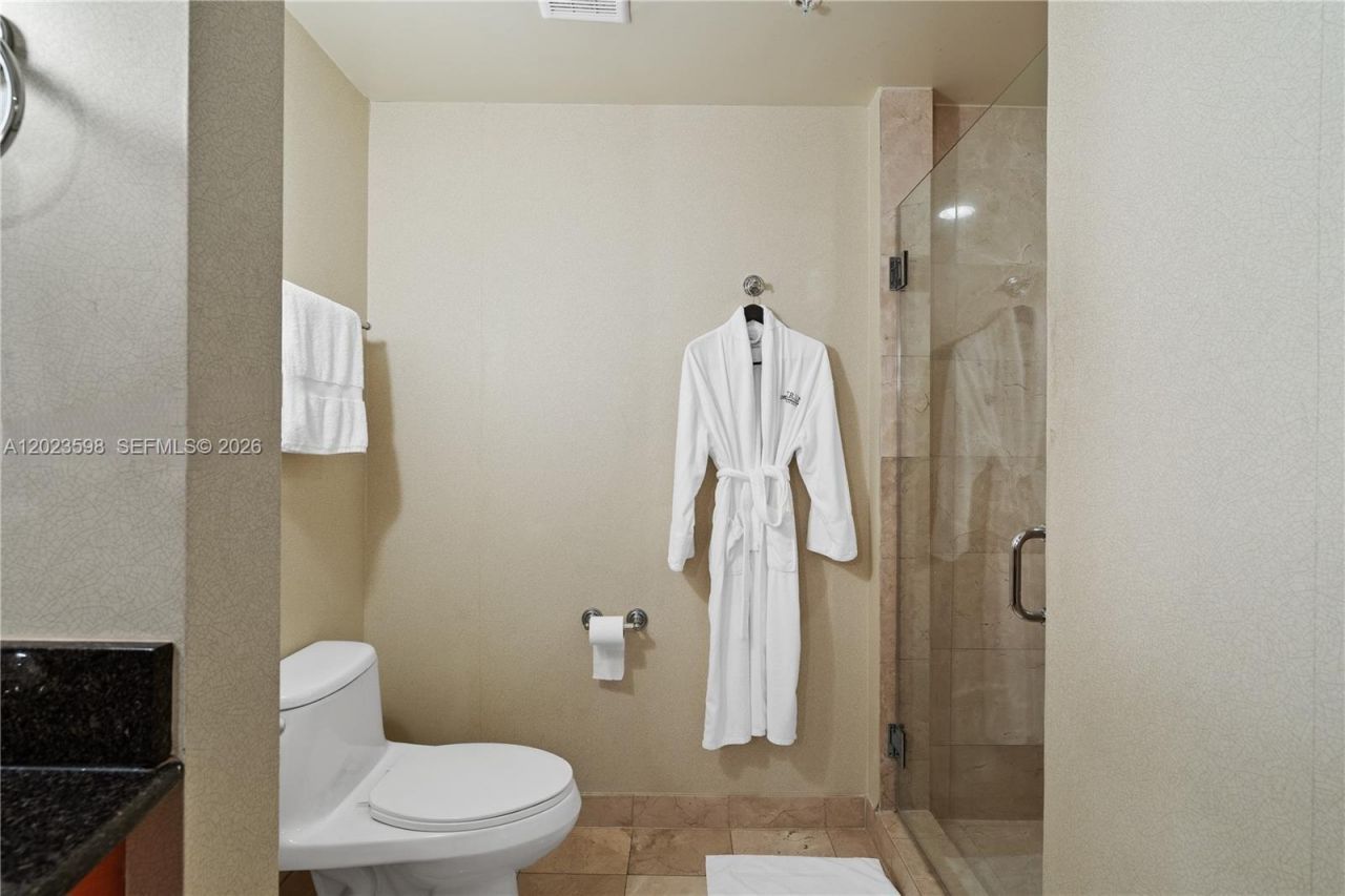 18001 Collins Ave , Unit 2010, Sunny Isles Beach, FL 33160 Photo