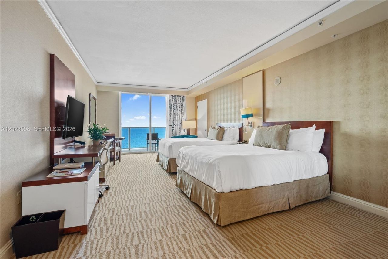18001 Collins Ave , Unit 2010, Sunny Isles Beach, FL 33160 Photo