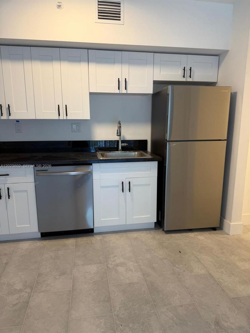 147 NW 59th St, Unit 306, Miami, FL 33127 Photo