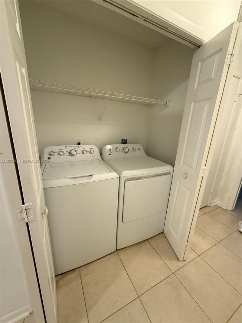 4261 W Mcnab Rd , Unit 28, Pompano Beach, FL 33069 Photo