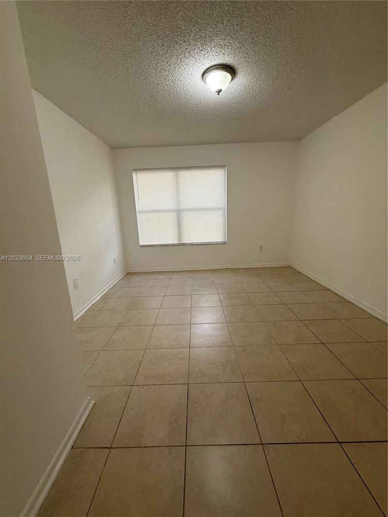 4261 W Mcnab Rd , Unit 28, Pompano Beach, FL 33069 Photo
