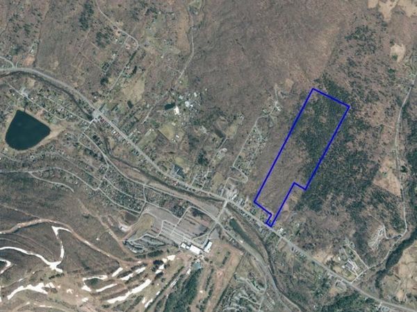 7600 New York 23a , Hunter, NY 12442
