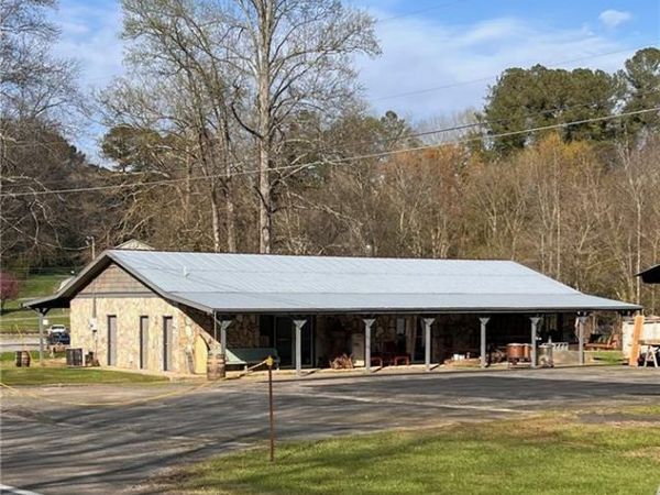 4645 Highway 136 W, Talking Rock, GA 30175