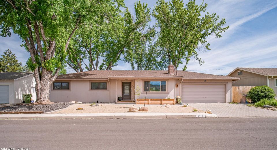 1314 Toiyabe Avenue, Gardnerville, NV 89410 Photo