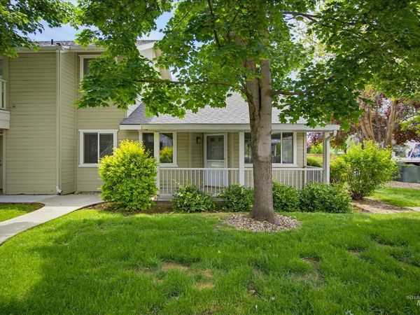433 W W State St, Eagle, ID 83616