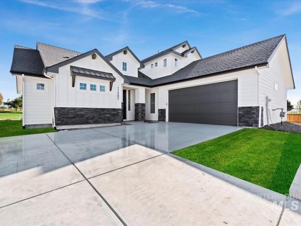 11134 S Corballis Ln, Kuna, ID 83634