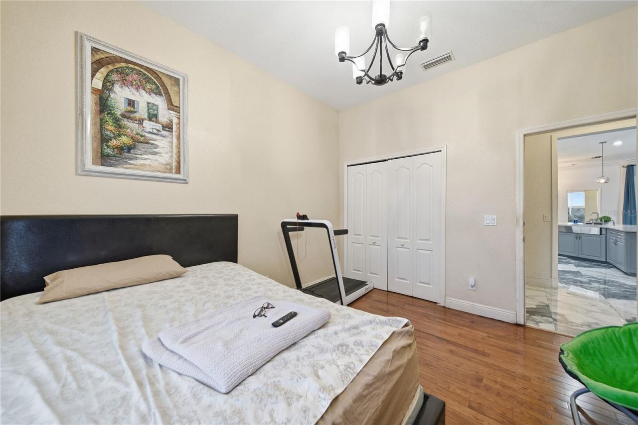 8286 N 97th N St, Seminole, FL 33777 Photo
