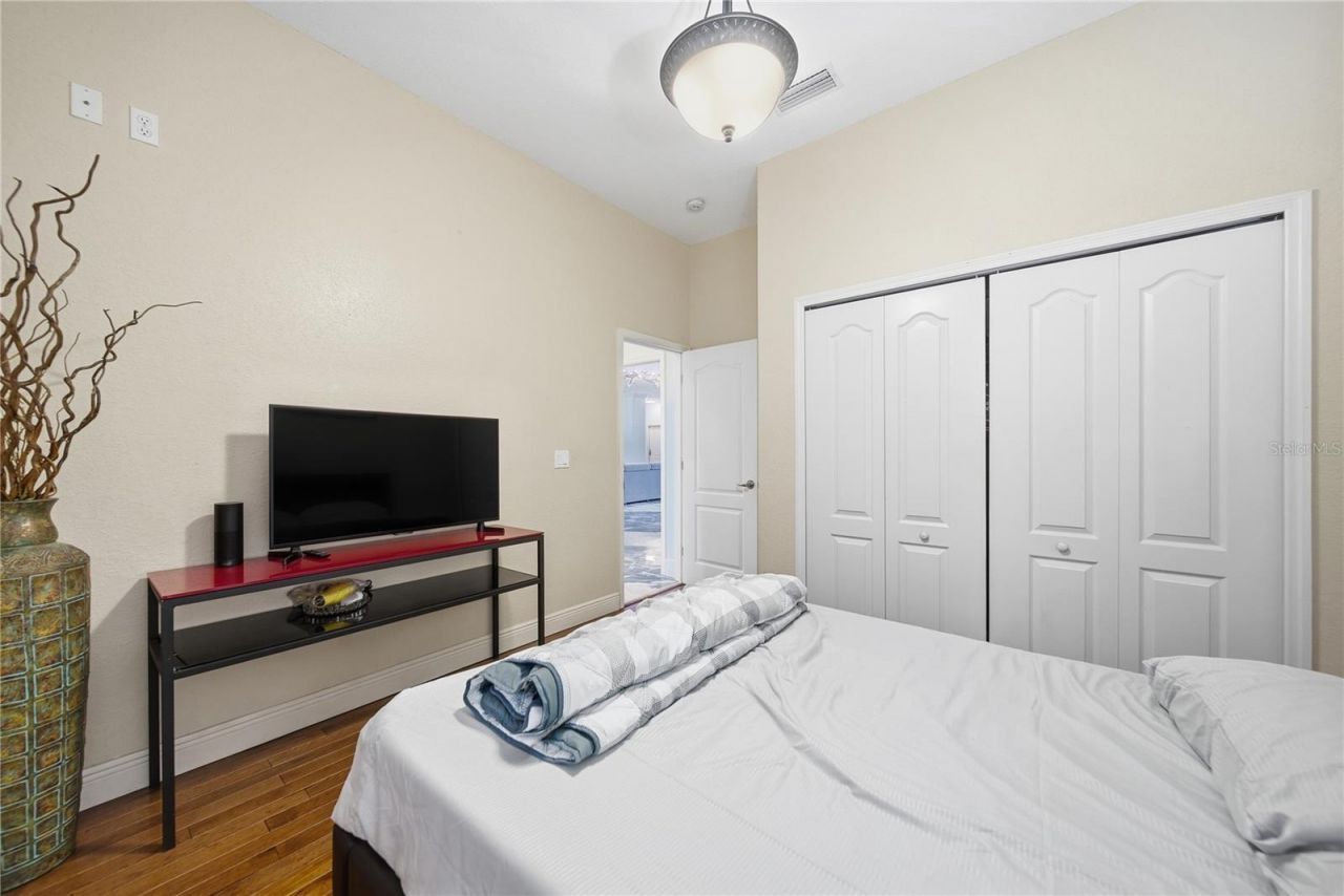 8286 N 97th N St, Seminole, FL 33777 Photo