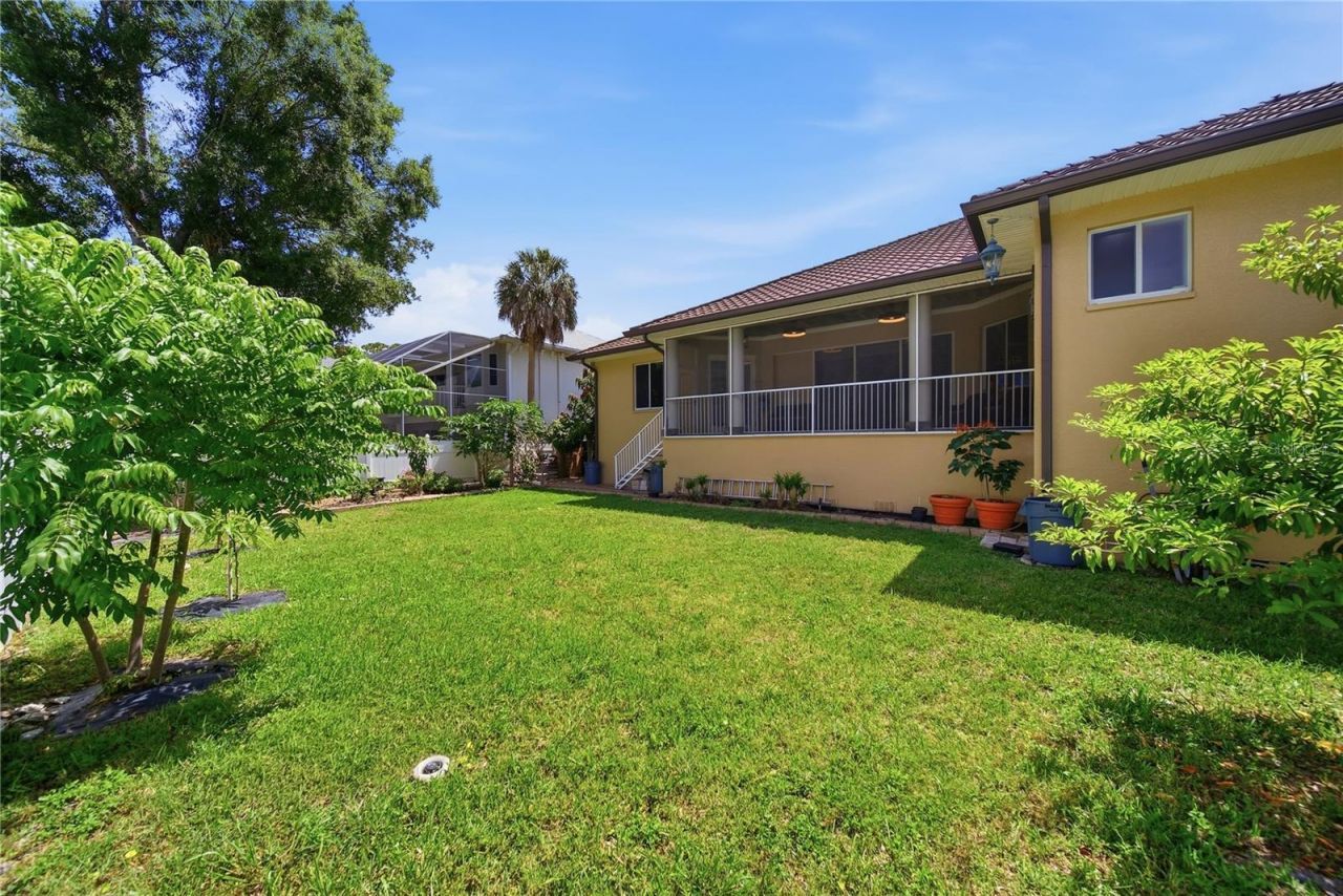 8286 N 97th N St, Seminole, FL 33777 Photo