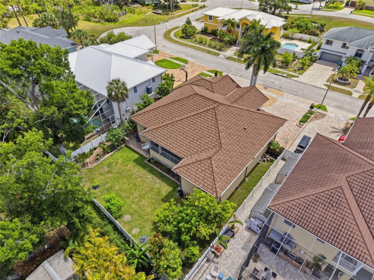 8286 N 97th N St, Seminole, FL 33777 Photo